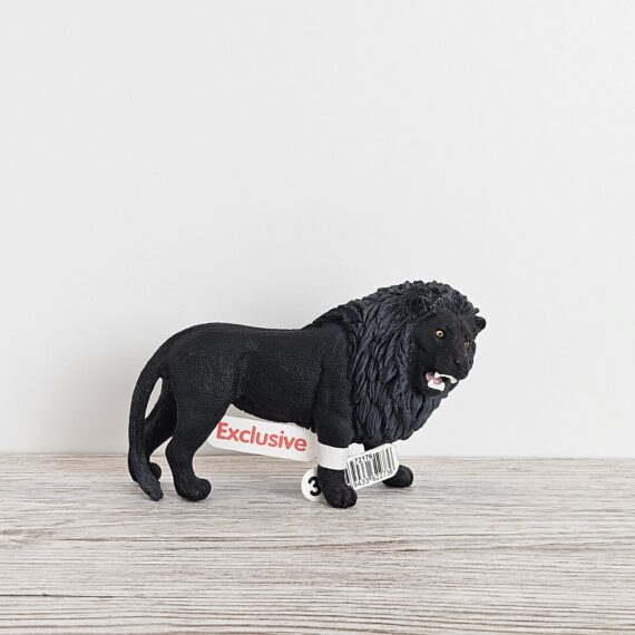 Schleich Figur namens Schwarzer Löwe der Produktwelt Wild Life. Die Figur hat die offizielle Schleichnummer 72176. Es gehört zur Themenwelt Safari. Die Figur trägt das Copyrightjahr 2016 und wurde dann von Schleich offiziell lizenziert. Die Schleichfigur wird eingestuft als Selten.